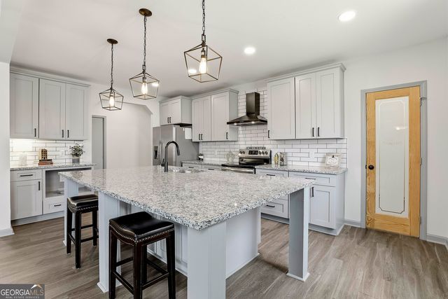 42 Main Street, Newnan, GA 30263