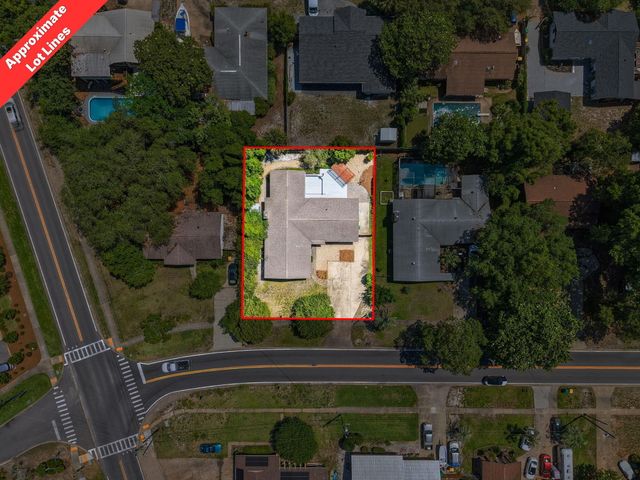 628 Mountain Drive, Destin, FL 32541