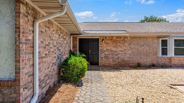 628 Mountain Drive, Destin, FL 32541