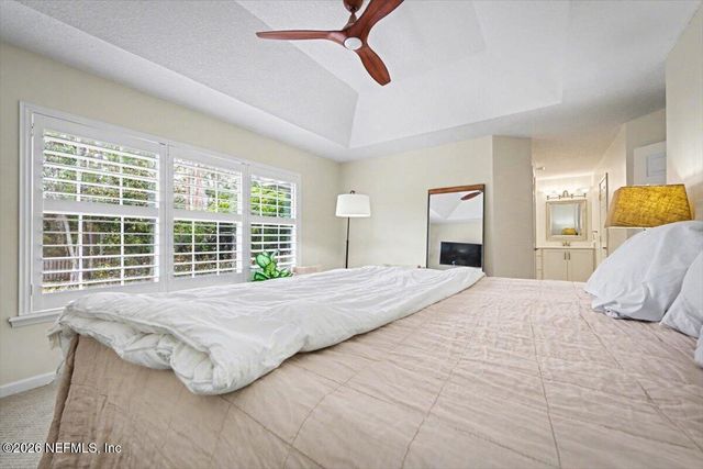 8258 SHADE TREE Court, Jacksonville, FL 32256