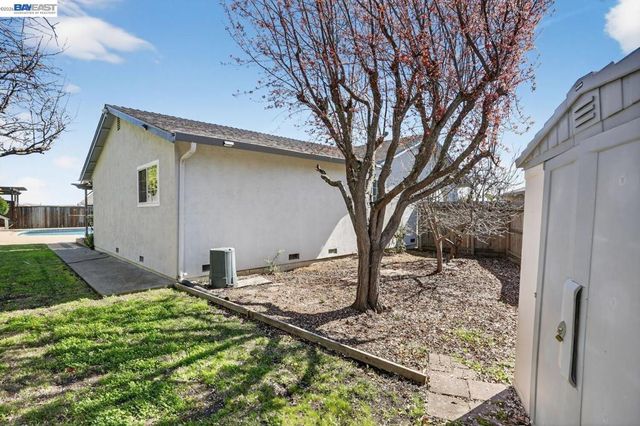 7800 7800 Woodren Ct, Dublin, CA 94568