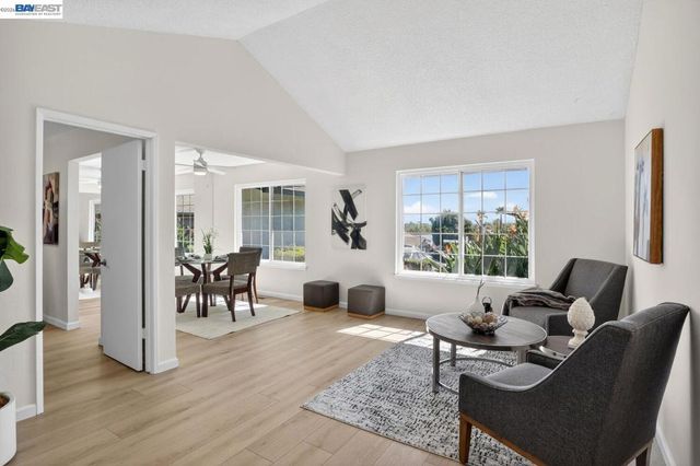 7800 7800 Woodren Ct, Dublin, CA 94568