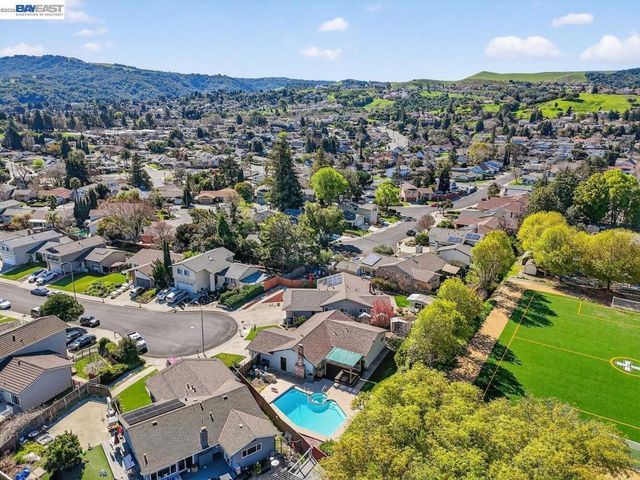 7800 7800 Woodren Ct, Dublin, CA 94568