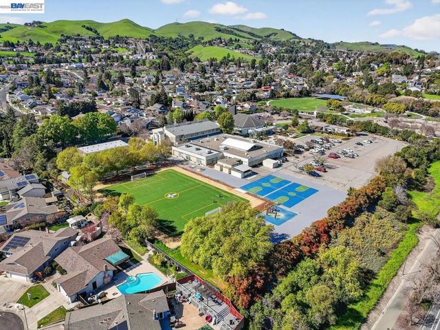 7800 7800 Woodren Ct, Dublin, CA 94568