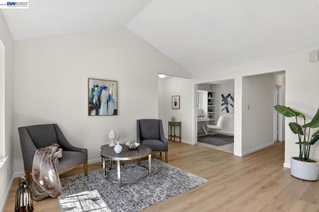 7800 7800 Woodren Ct, Dublin, CA 94568