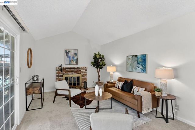 7800 7800 Woodren Ct, Dublin, CA 94568