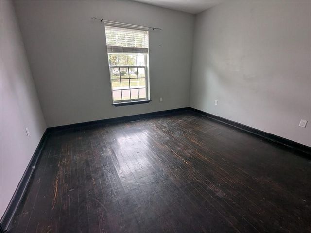 1001 S Marvin Avenue, Sedalia, MO 65301