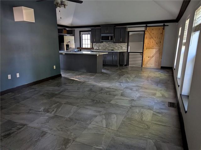 1001 S Marvin Avenue, Sedalia, MO 65301