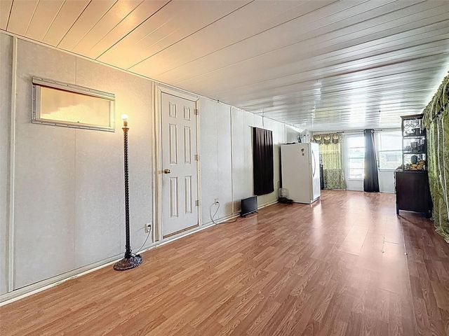 1823 BLUE LAKE DRIVE, Lakeland, FL 33801