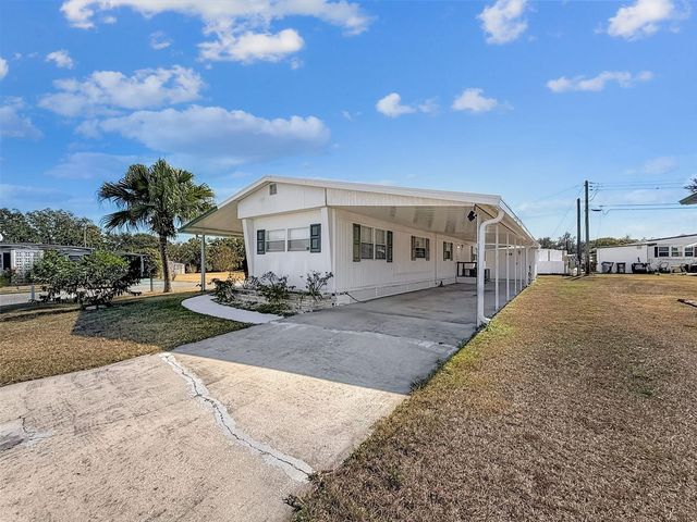 1823 BLUE LAKE DRIVE, Lakeland, FL 33801