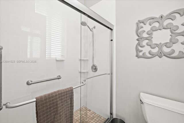6982 Coronado Way, Pembroke Pines, FL 33331