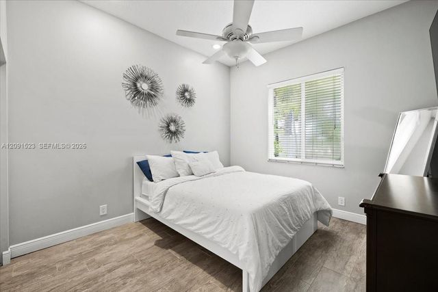 6982 Coronado Way, Pembroke Pines, FL 33331