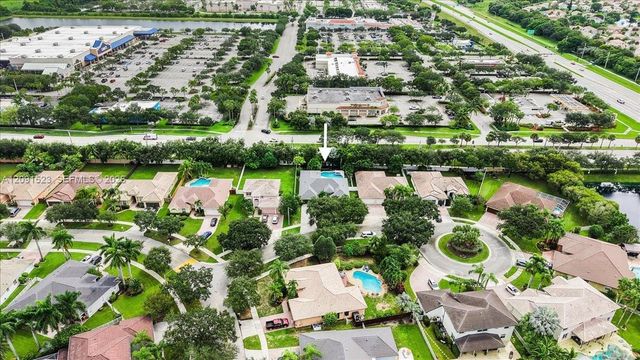 6982 Coronado Way, Pembroke Pines, FL 33331