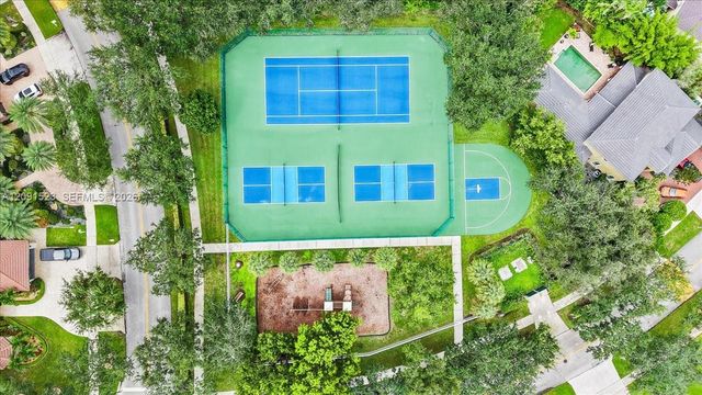 6982 Coronado Way, Pembroke Pines, FL 33331
