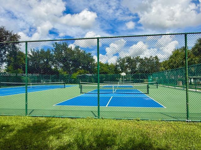6982 Coronado Way, Pembroke Pines, FL 33331