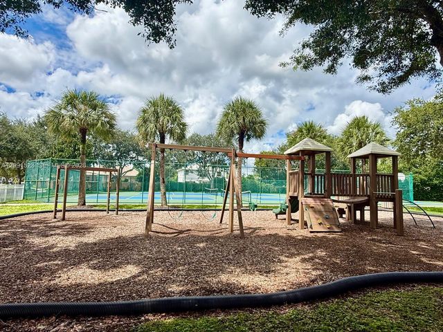6982 Coronado Way, Pembroke Pines, FL 33331