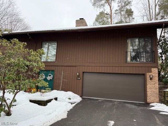 1938 Hemlock Drive, Kent, OH 44240