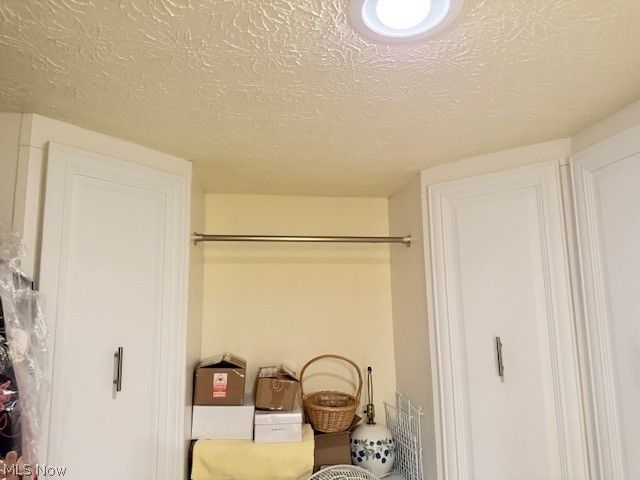 1938 Hemlock Drive, Kent, OH 44240