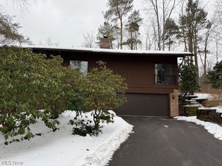 1938 Hemlock Drive, Kent, OH 44240