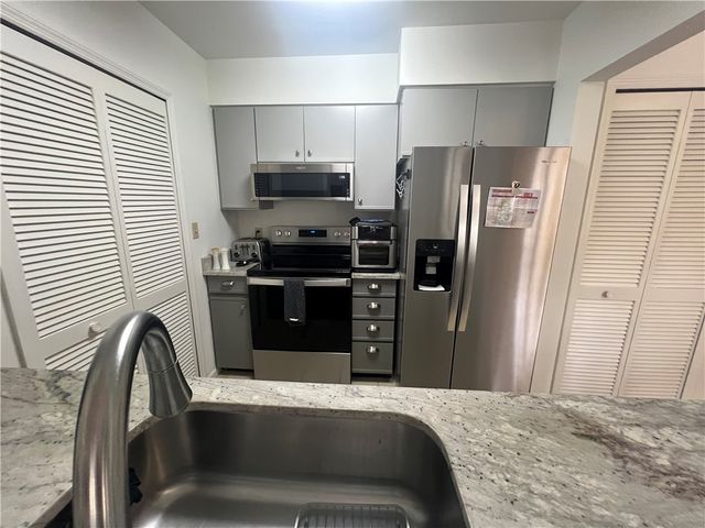 110 Harbour Oaks Drive, St Simons Island, GA 31522