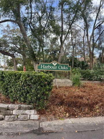110 Harbour Oaks Drive, St Simons Island, GA 31522