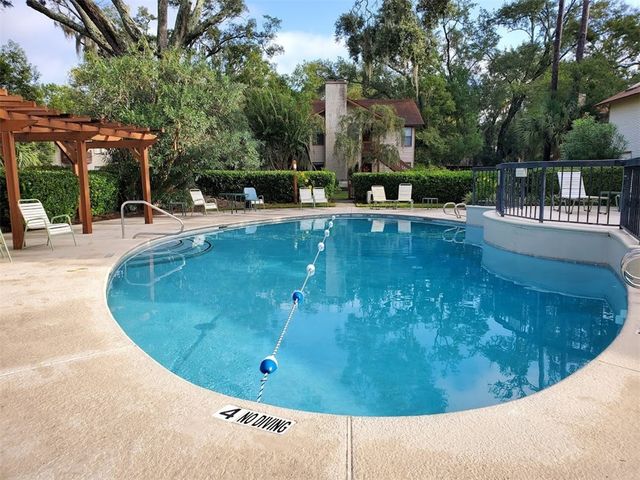 110 Harbour Oaks Drive, St Simons Island, GA 31522