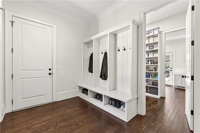 2976 Sequoyah NW Drive, Atlanta, GA 30327