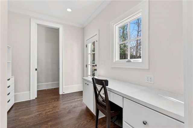 2976 Sequoyah NW Drive, Atlanta, GA 30327