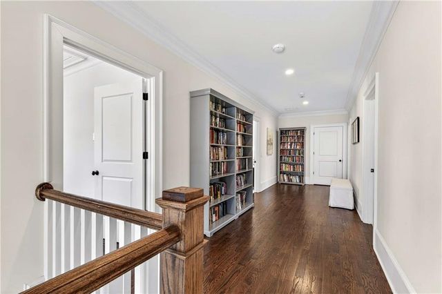 2976 Sequoyah NW Drive, Atlanta, GA 30327