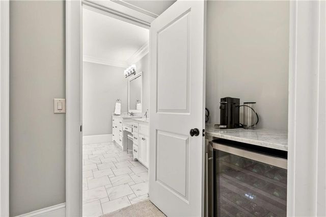 2976 Sequoyah NW Drive, Atlanta, GA 30327