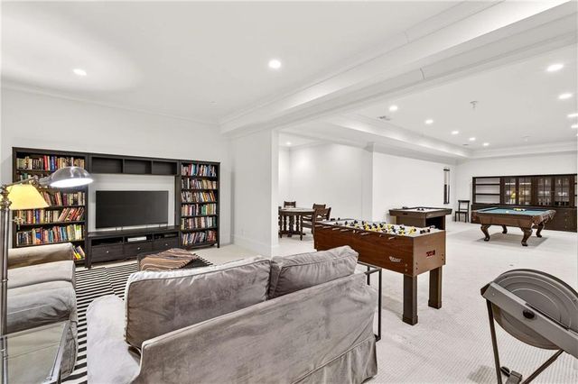 2976 Sequoyah NW Drive, Atlanta, GA 30327