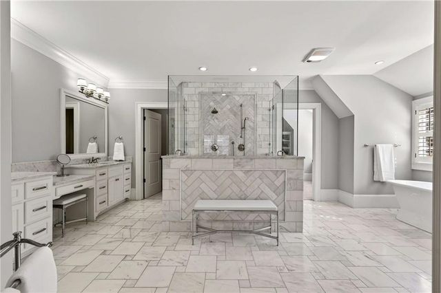 2976 Sequoyah NW Drive, Atlanta, GA 30327