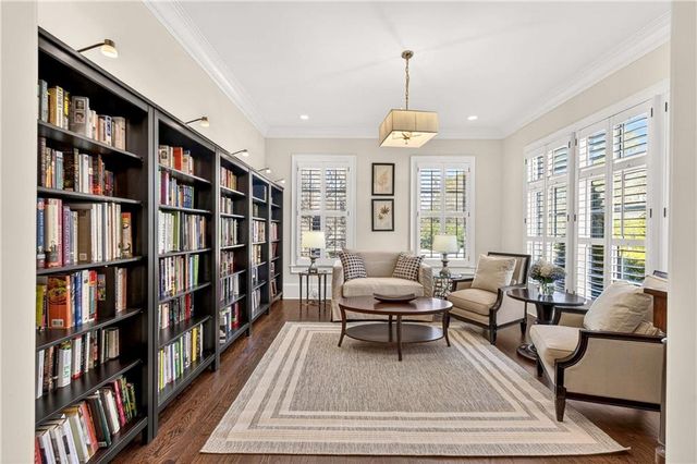 2976 Sequoyah NW Drive, Atlanta, GA 30327