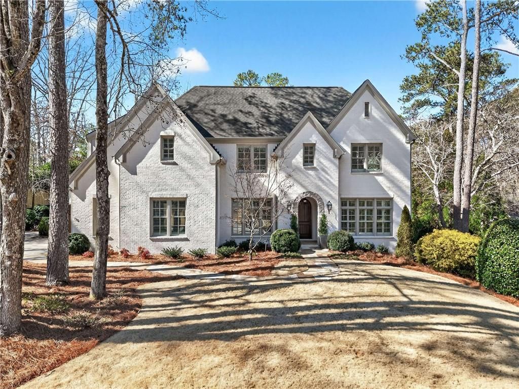 2976 Sequoyah NW Drive, Atlanta, GA 30327