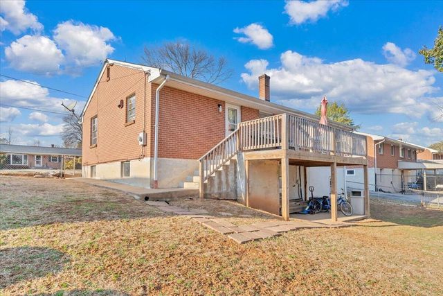 909 Chester AVE, Roanoke, VA 24019