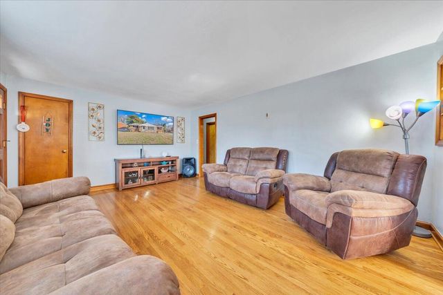 909 Chester AVE, Roanoke, VA 24019