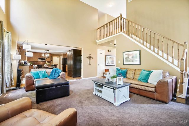 225 W Stoneridge Drive, Milford, OH 45150
