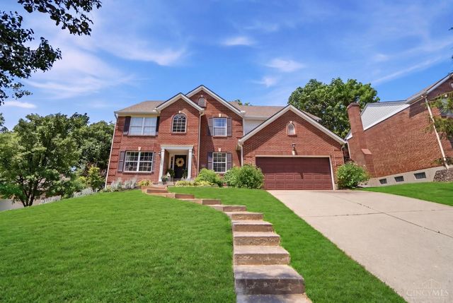 225 W Stoneridge Drive, Milford, OH 45150