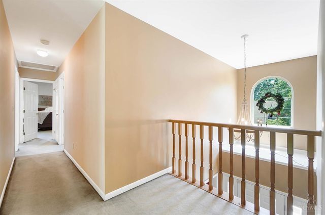 225 W Stoneridge Drive, Milford, OH 45150