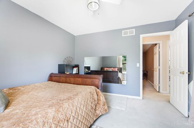 225 W Stoneridge Drive, Milford, OH 45150
