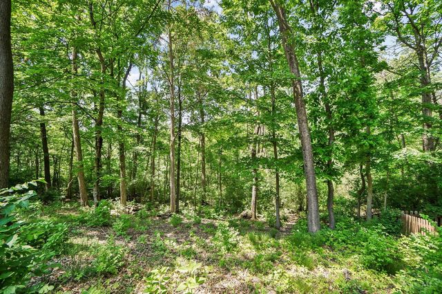 225 W Stoneridge Drive, Milford, OH 45150
