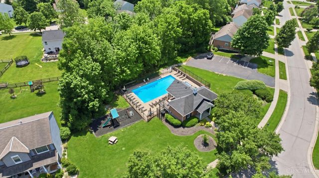 225 W Stoneridge Drive, Milford, OH 45150