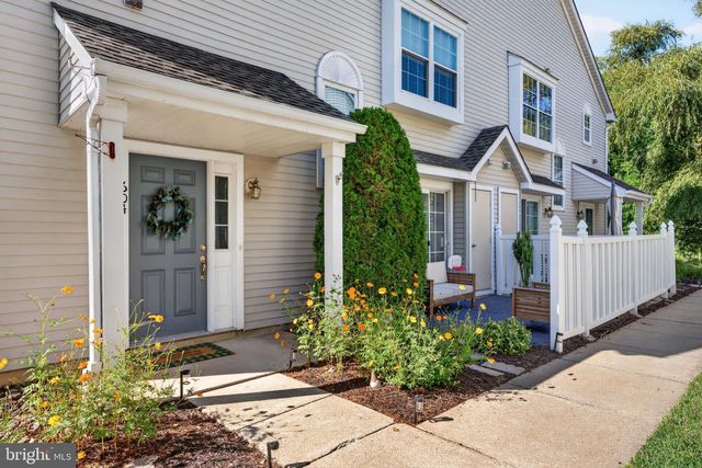604 OSWEGO CT, Mount Laurel, NJ 08054