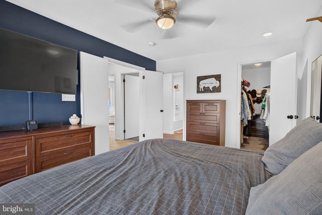 604 OSWEGO CT, Mount Laurel, NJ 08054