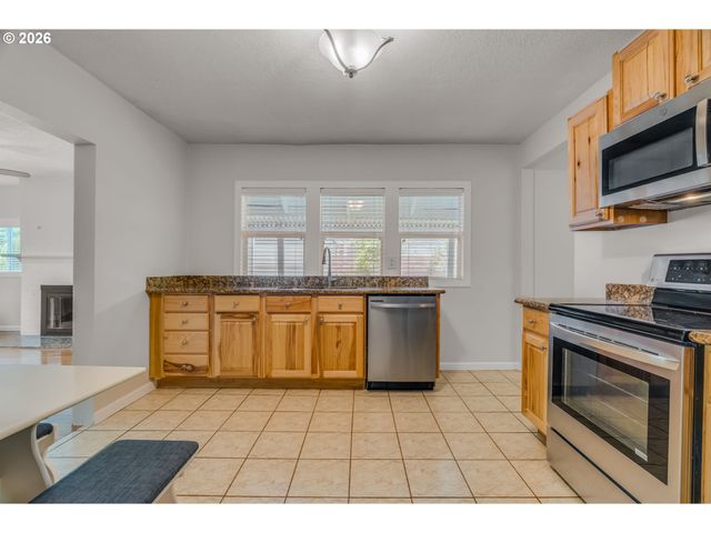 5224 N MARYLAND Ave, Portland, OR 97217
