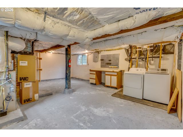 5224 N MARYLAND Ave, Portland, OR 97217