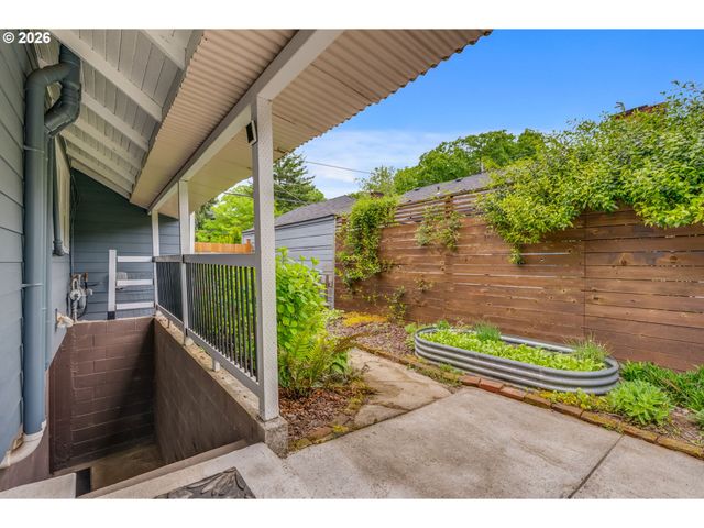 5224 N MARYLAND Ave, Portland, OR 97217
