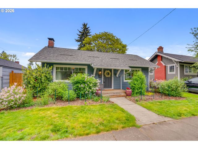 5224 N MARYLAND Ave, Portland, OR 97217