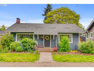 5224 N MARYLAND Ave, Portland, OR 97217
