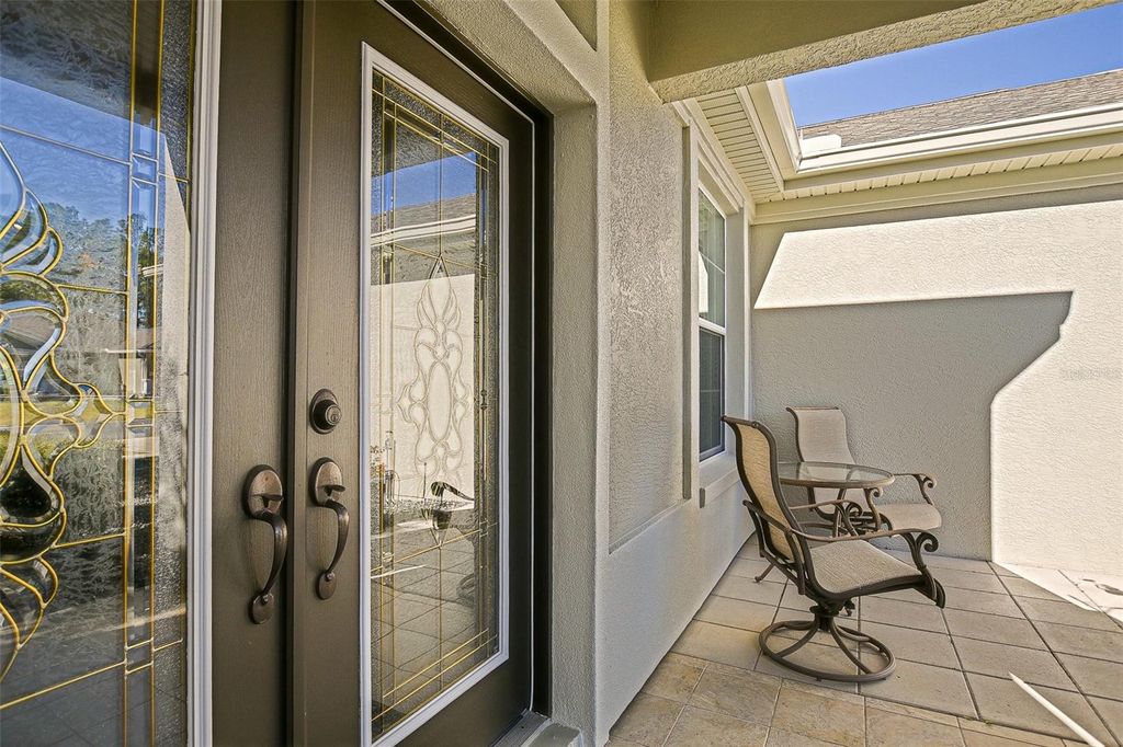 Image 4 of property listing at 11703 SE 91ST CIRCLE, Summerfield, FL 34491